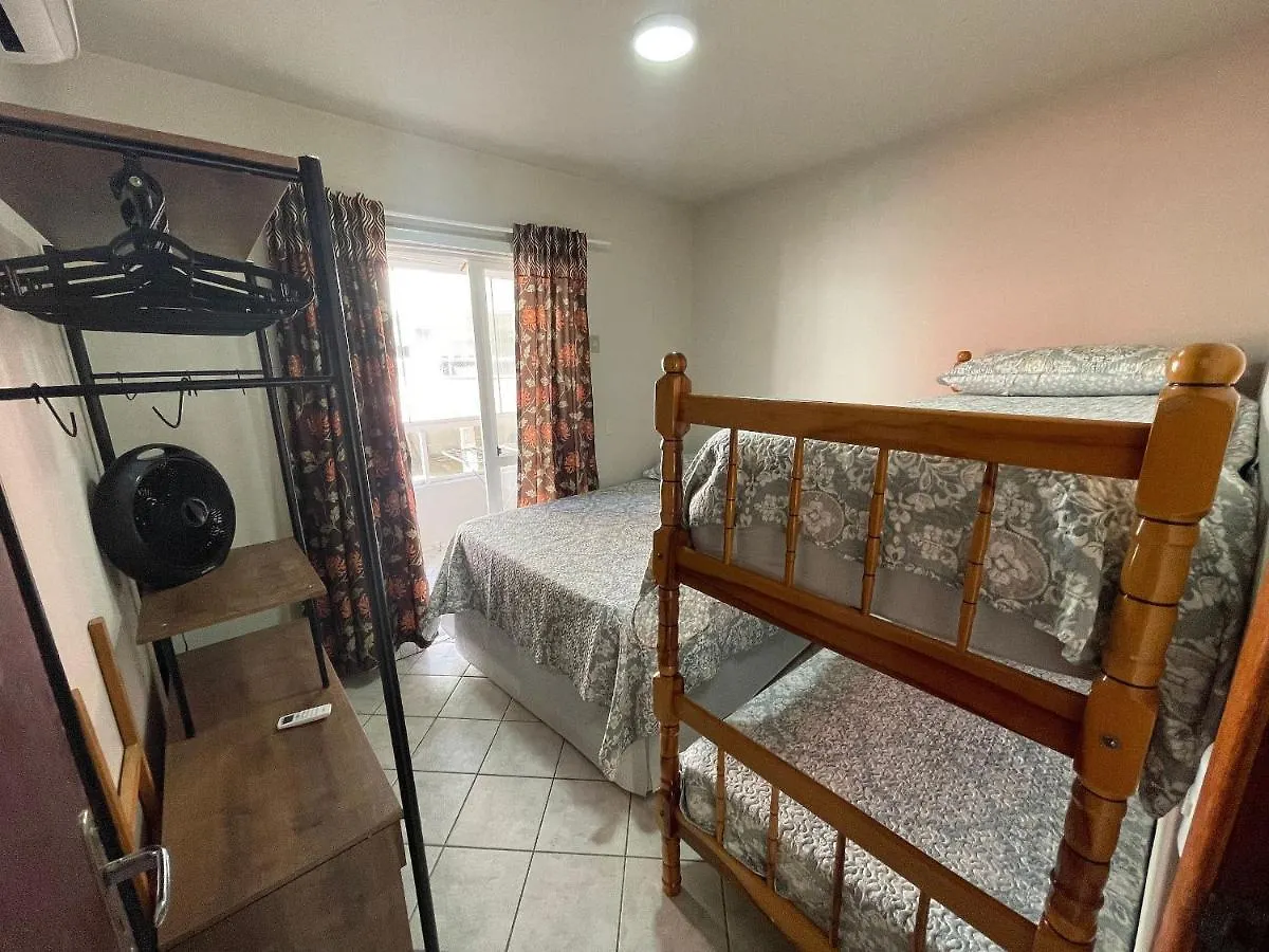 Appartement Res. Solar Das Bromelias Bombinhas
