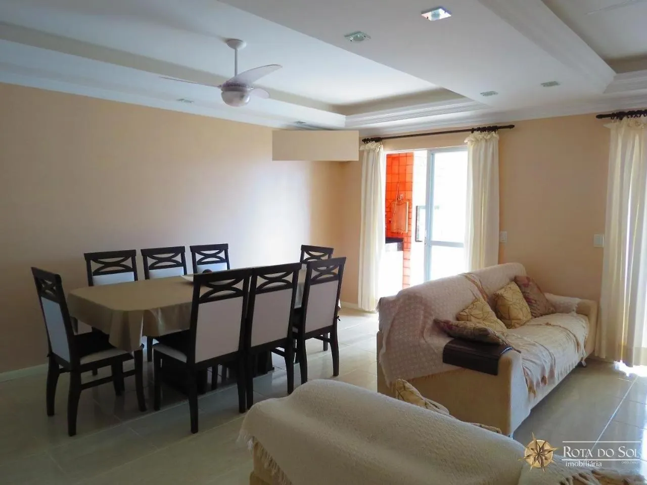 Res. Solar Das Bromelias Bombinhas Appartement