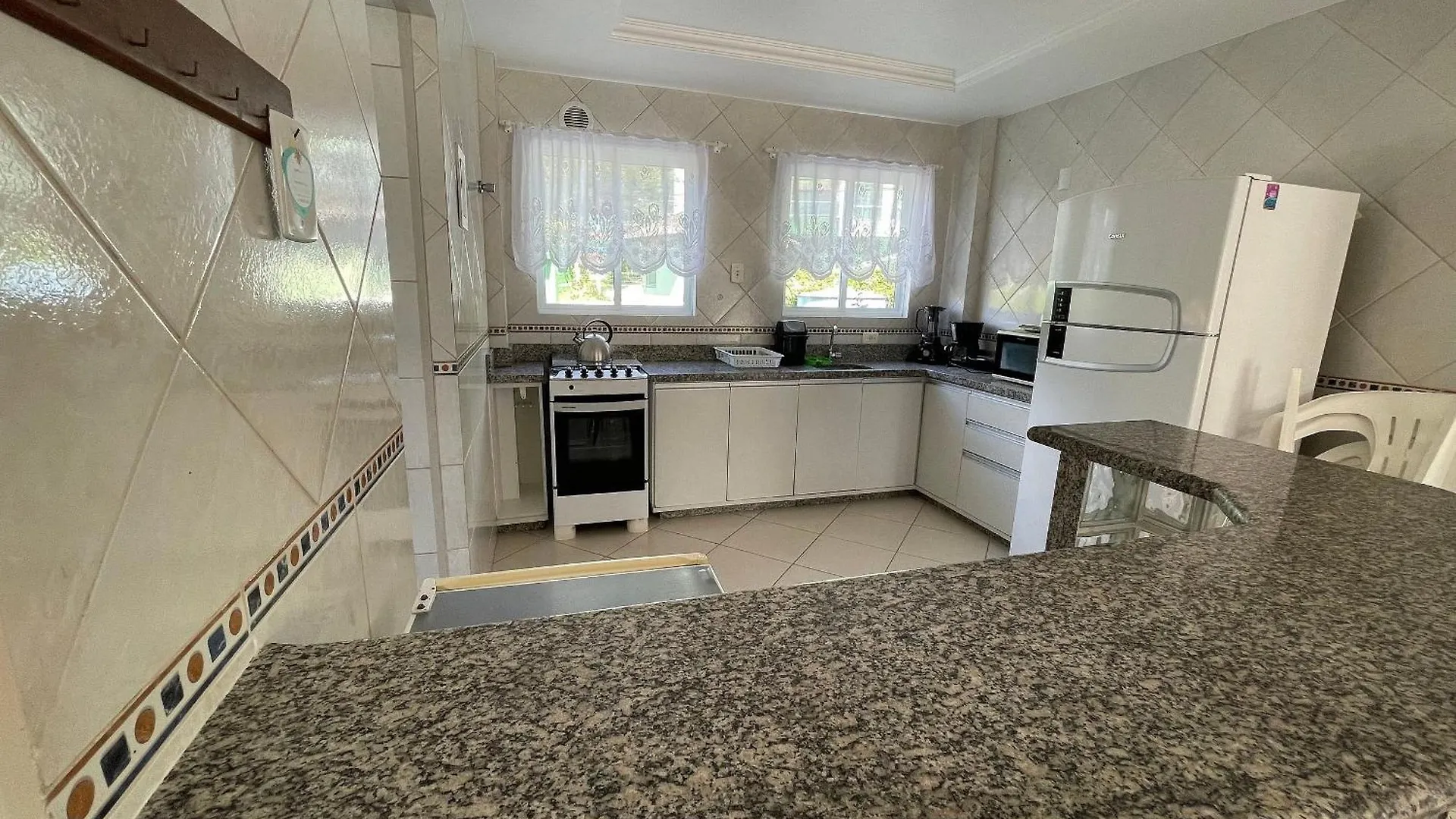 Res. Solar das Bromélias Bombinhas Apartamento