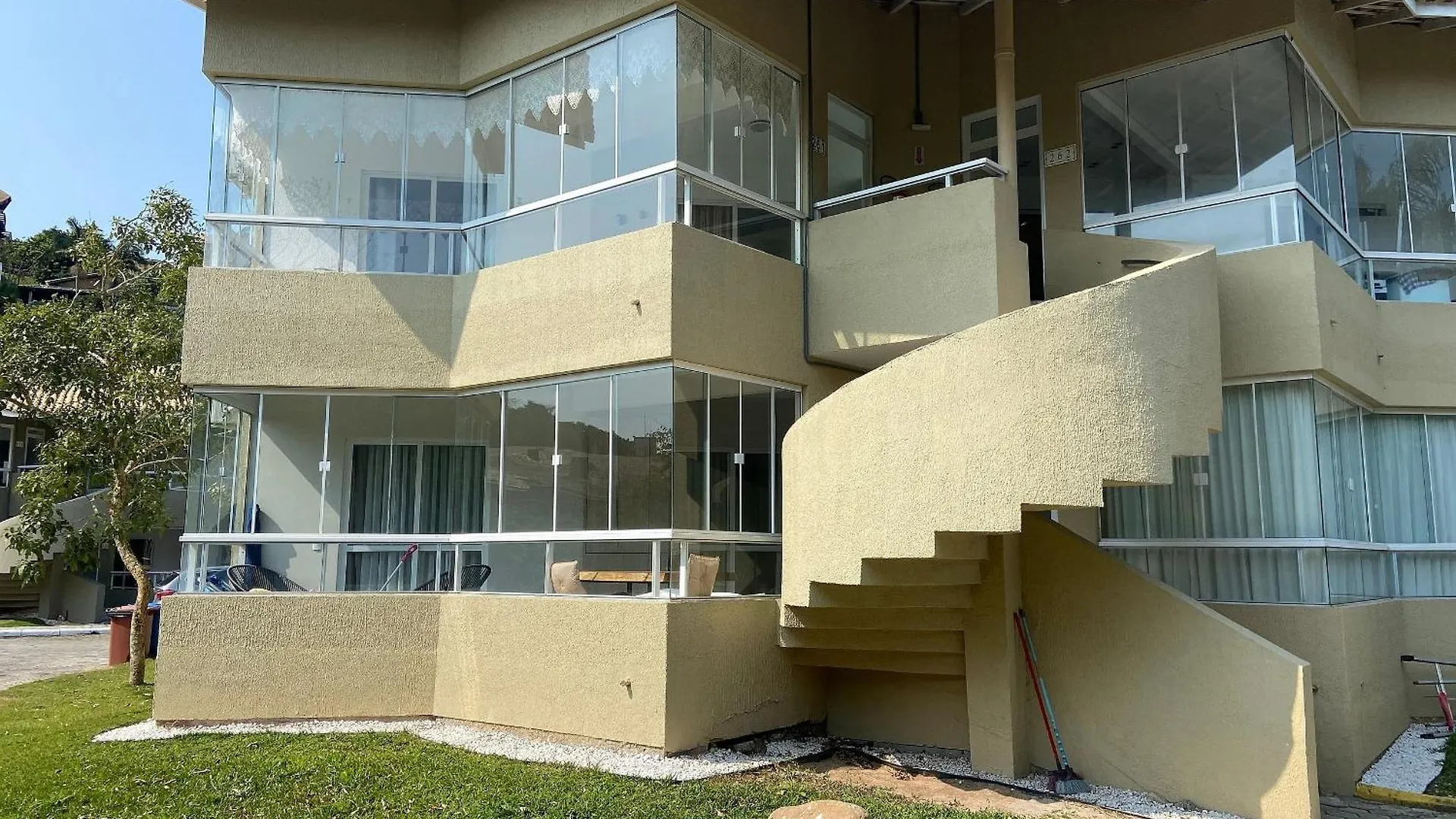 Res. Solar das Bromélias Bombinhas Apartamento